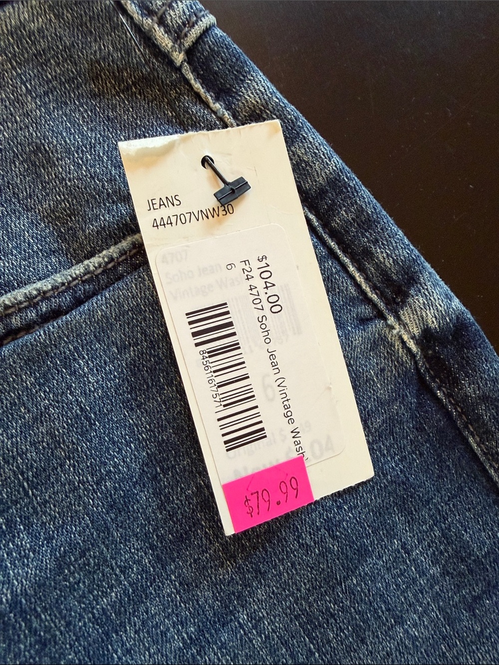 CAbi soho Faded Blue Jeans - Picture 4 of 4